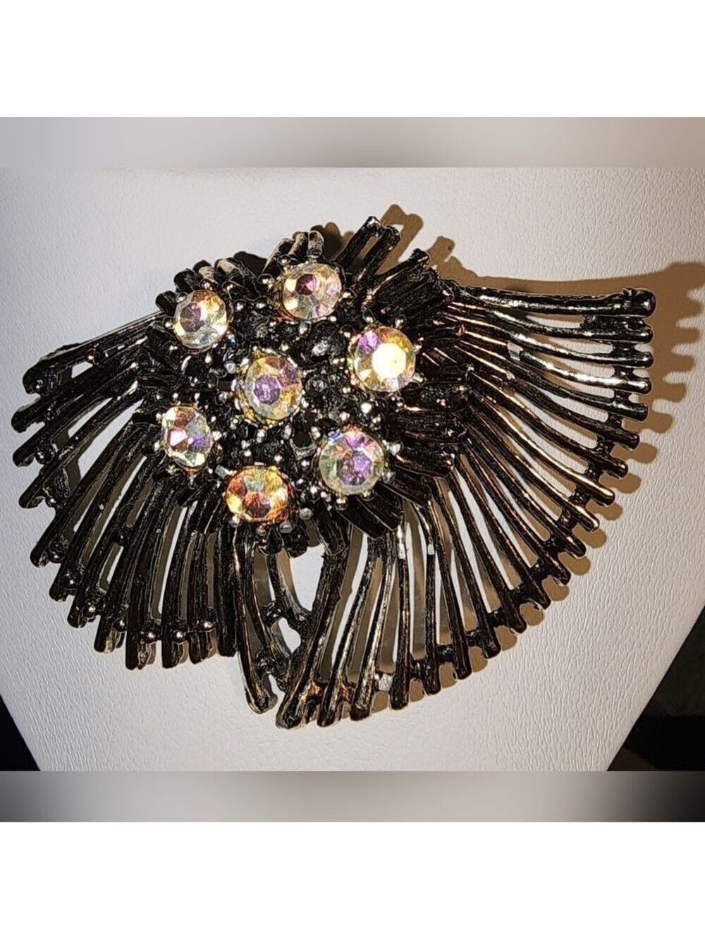 VINTAGE SILVER TONE AURORA BOREALIS RHINESTONES BROOCH/PIN ART DECO